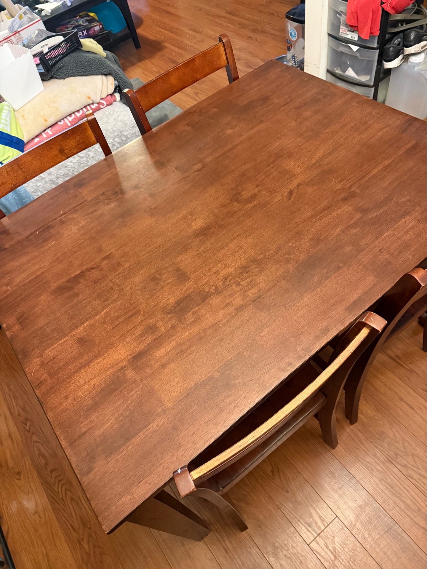 Dining room table