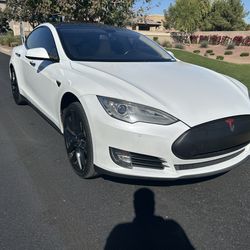 2014 Tesla Model S P85