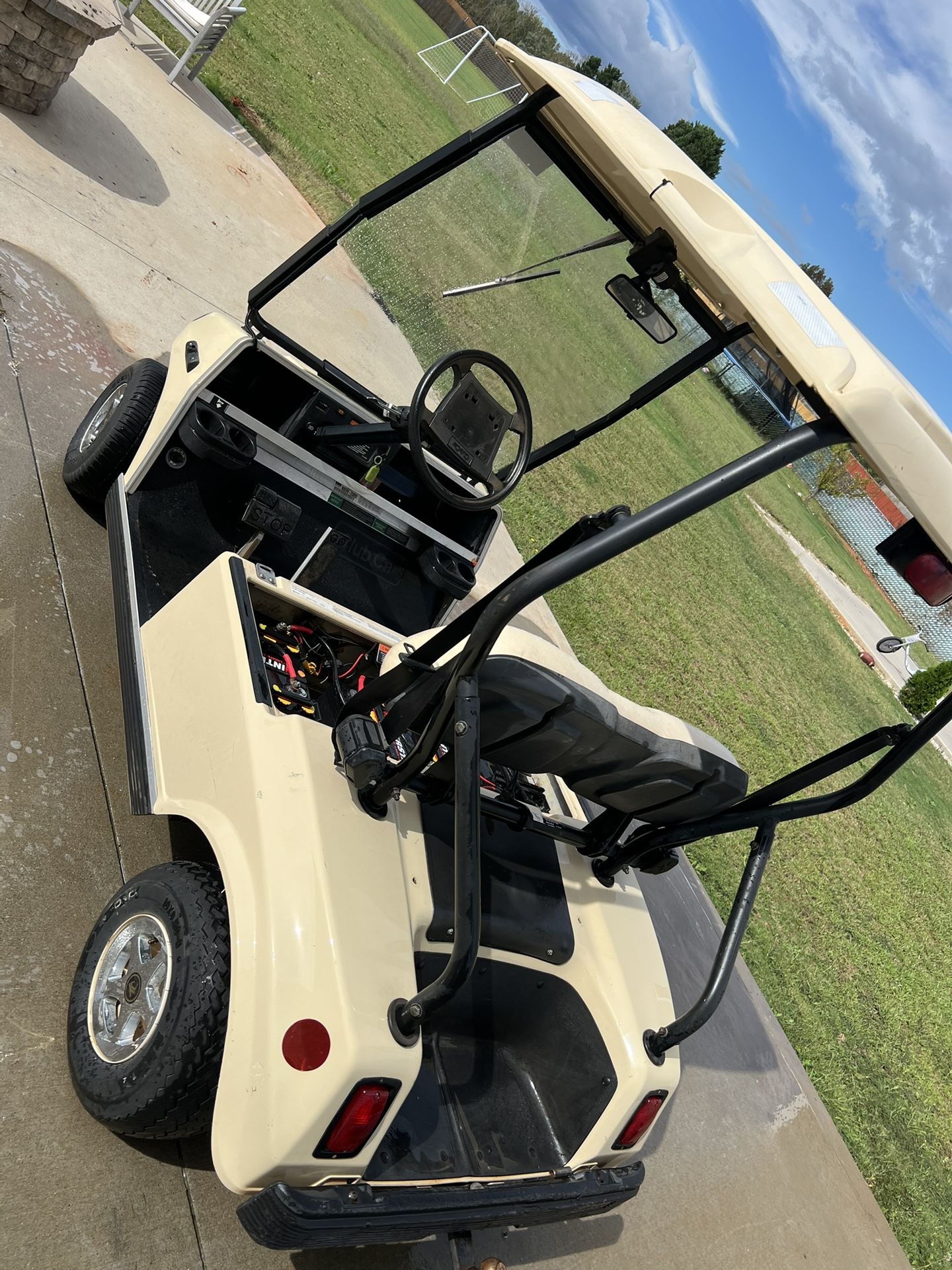 2002 Club Golf Cart