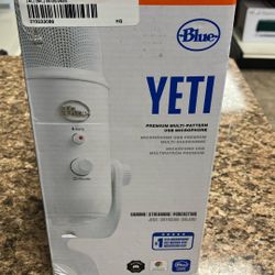 Music Gear Microphone Blue Yeti 