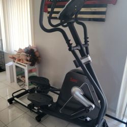 Sunny Health And Fitness Elliptical 