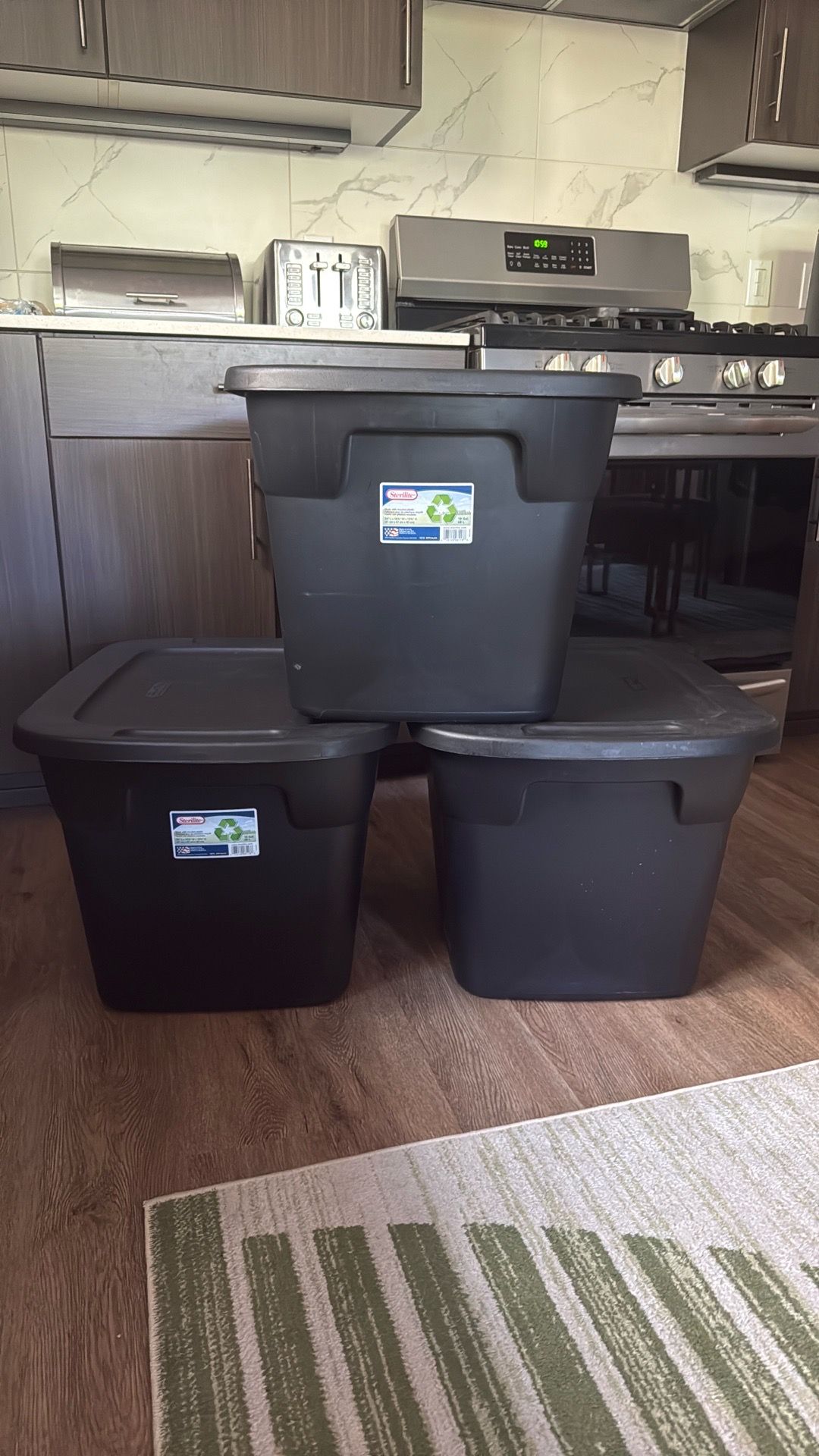 Plastic storage bins (3)