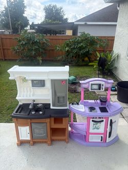 Children’s Play Kitchenette (2 qty)