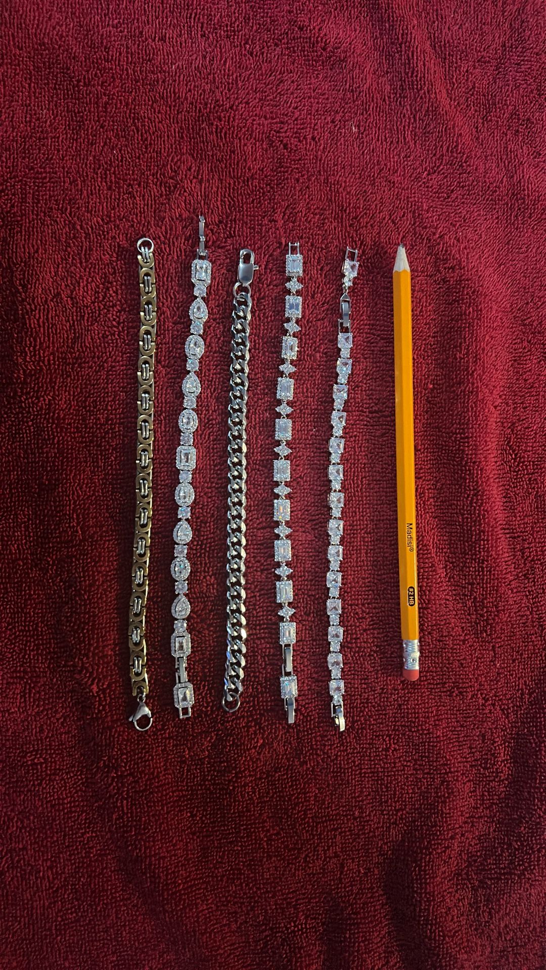 4 bracelet for sale never worn (send offers)