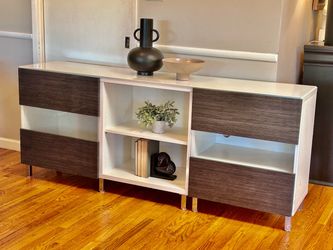 TV stand/entertainment center/game console/desk