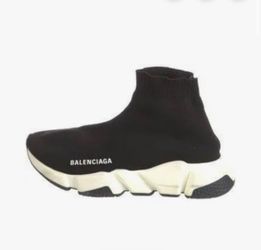 Balenciaga size 5