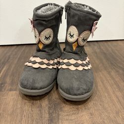 Girls Gray Owl Boots Size 12