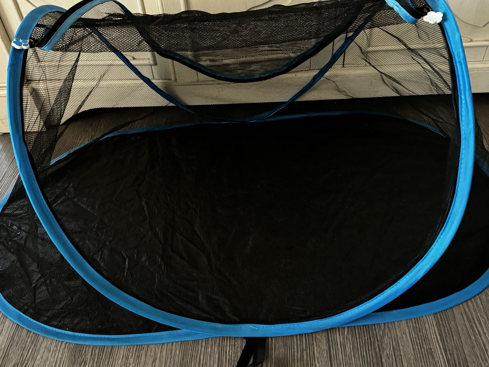 Outdoor Cat Tent