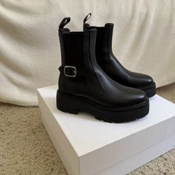Celine Bulky Chelsea Boots