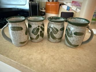 Set of 4 Handmade Stoneware Pottery Mugs