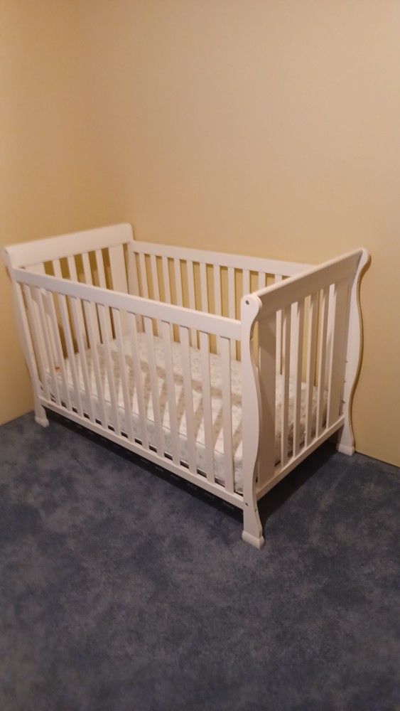 Delta 4 In 1 Crib.