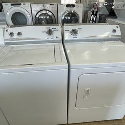 Kenmore Electric Dryer And Washer Set In Excellent Condition 