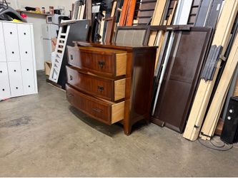 Armoire $120