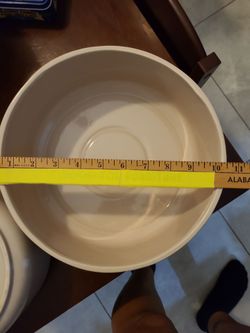 Ceramic display bowls