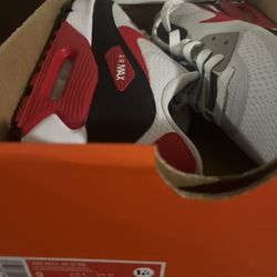 New Shoes Box Damage 