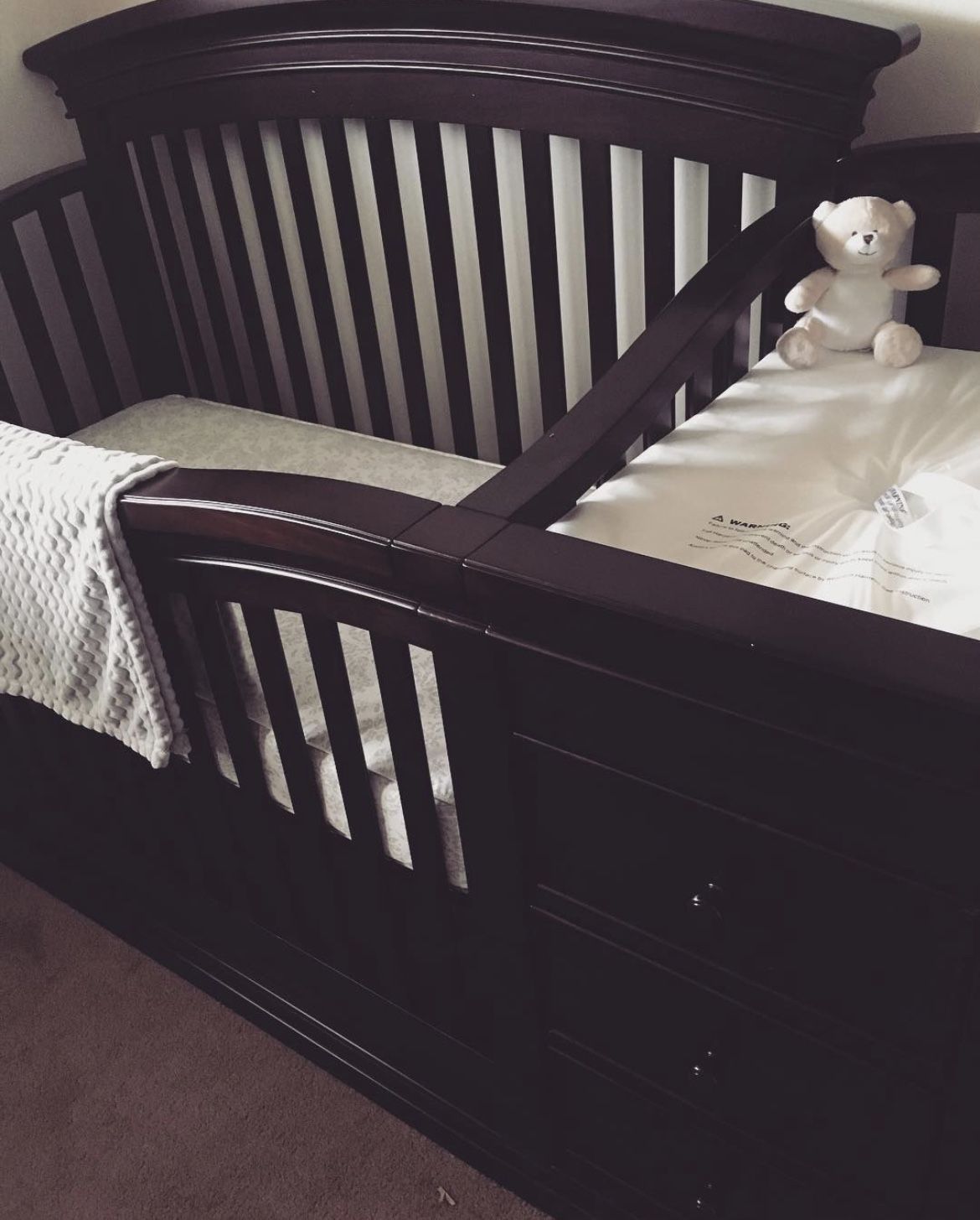 Convertible Crib/toddler bed with Changing Table
