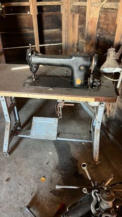 Sewing machine- Singer