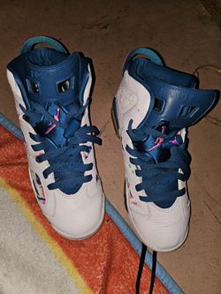 Jordans 6y