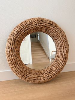 Round Rattan Mirror