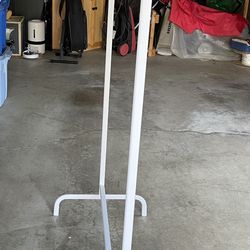 Clothing Rack 5ft Tall Like New