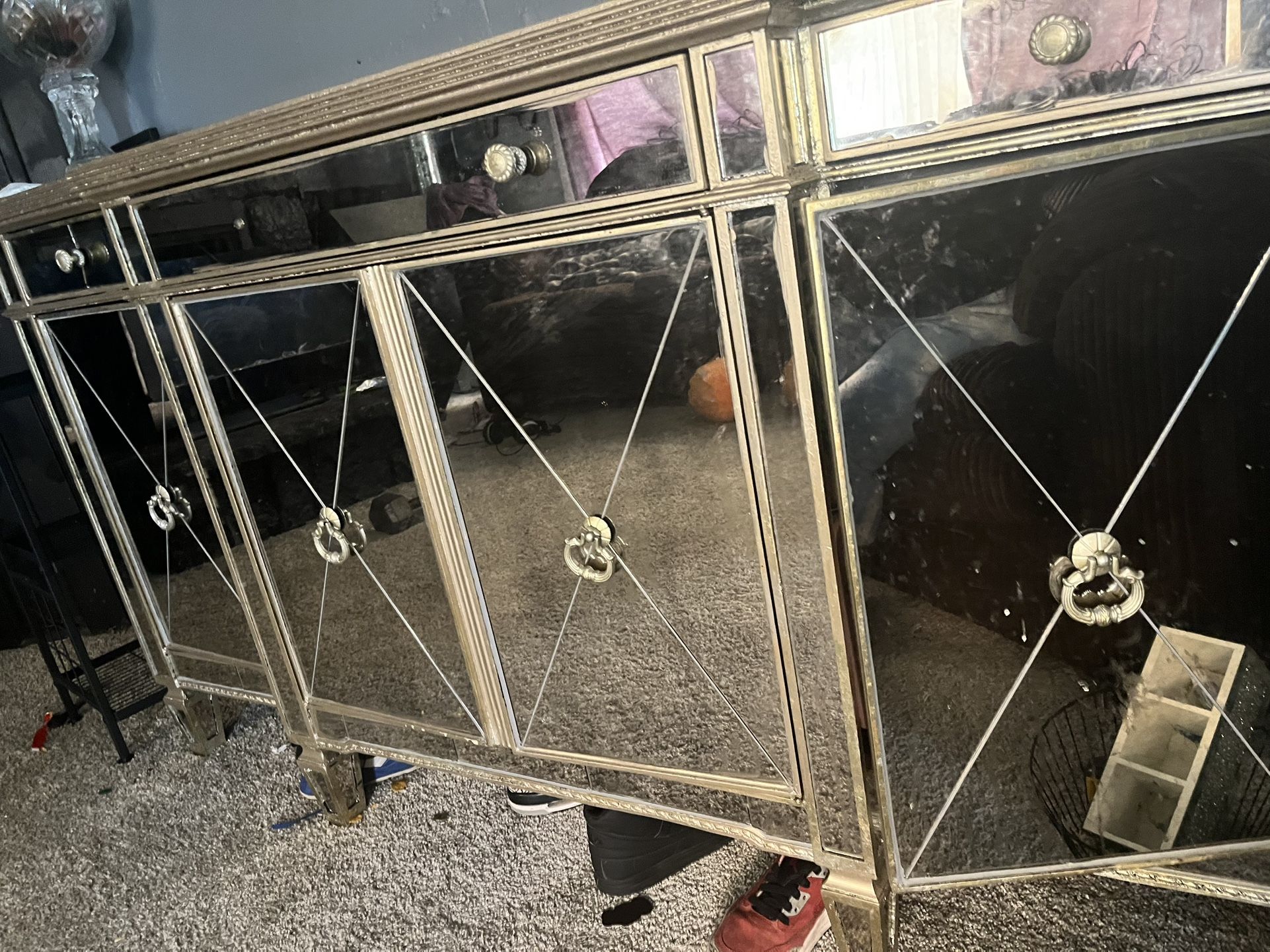 Glass Buffet