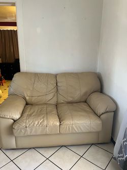 Free couches