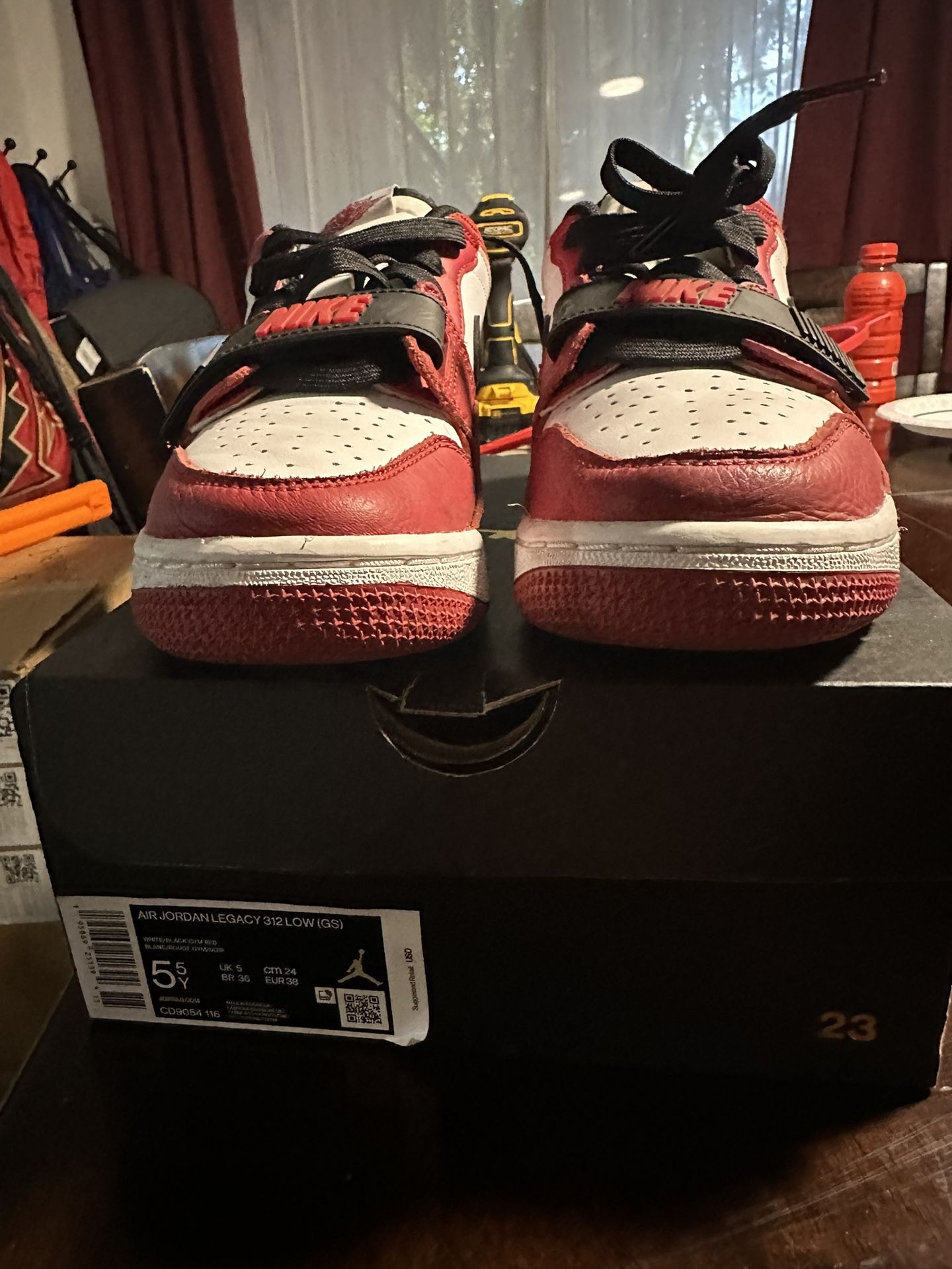 Air Jordan Legacy 312