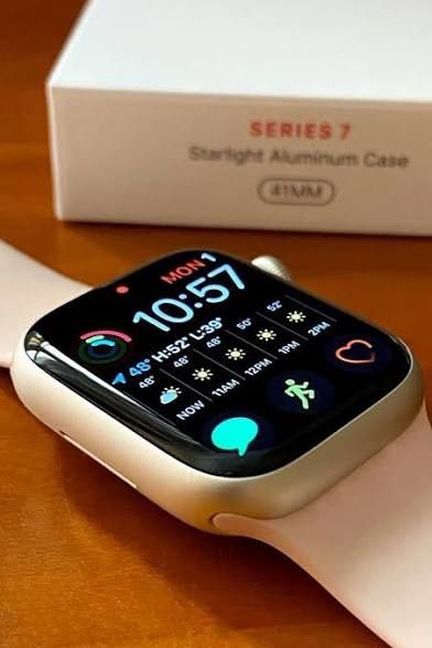 Apple Watch Series 7 45 mm