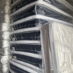 🔆🛏Mattress Pillow Top 💤🔅 ❇️ 12” inches tall ✳️All Sizes In Stock ✴️SAME DAY DELIVERY🚚 ✅Queen sizes $199 ✅Full sizes $180 ✅Twin sizes $130 ✅Cal k