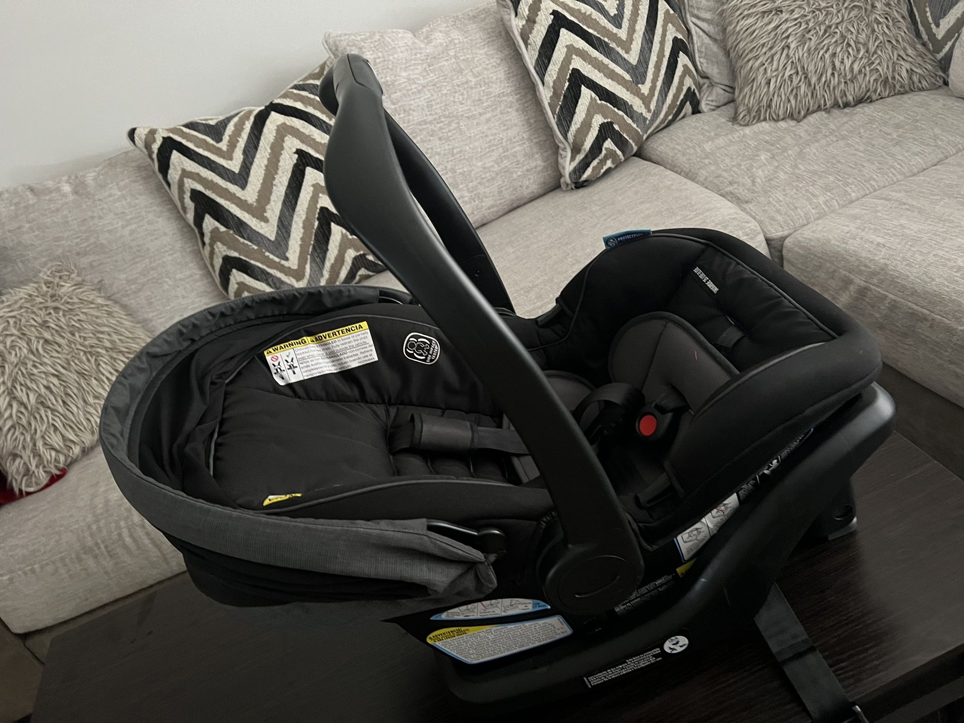 Graco Car Seat With The Base