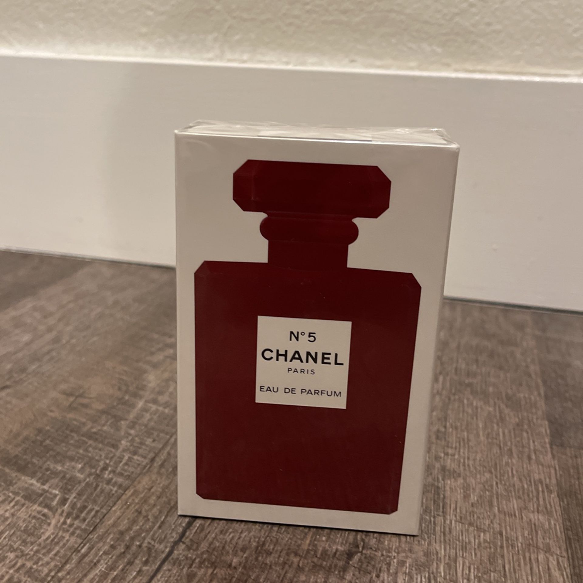 Chanel N 5 Red Edition Limited 