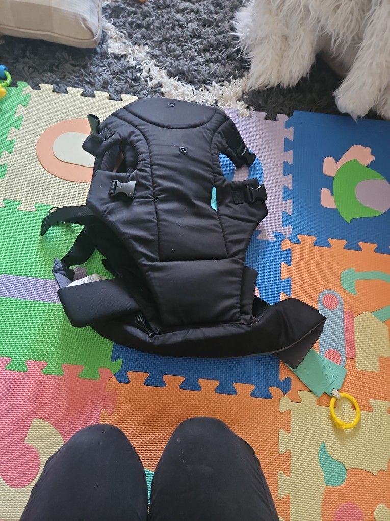 Infantino Baby Carrier