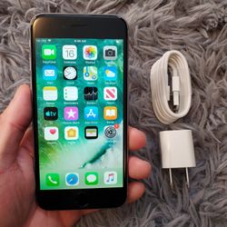 iPhone 6 - UNLOCKED - Like New  