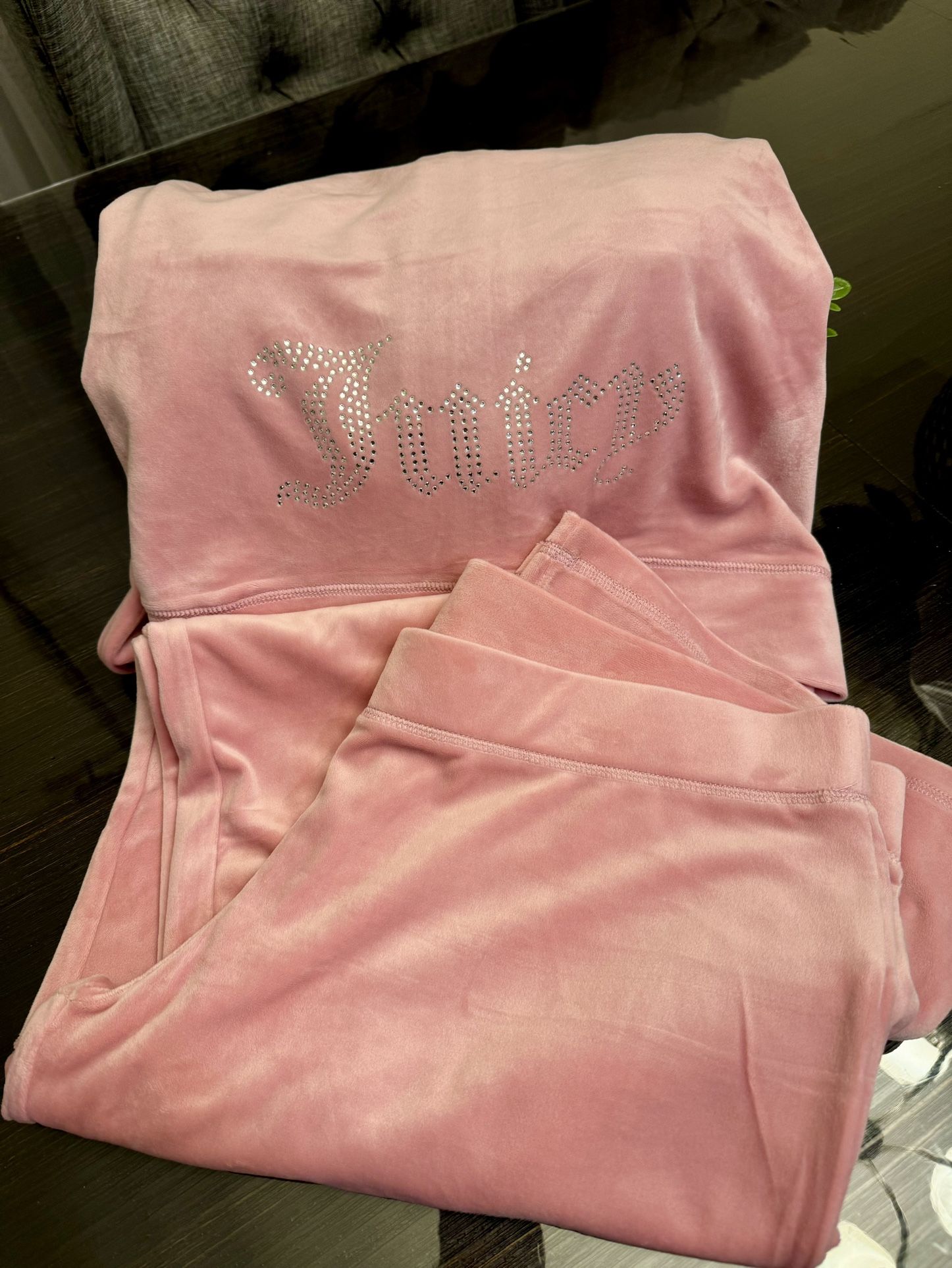 New Juicy Couture Set