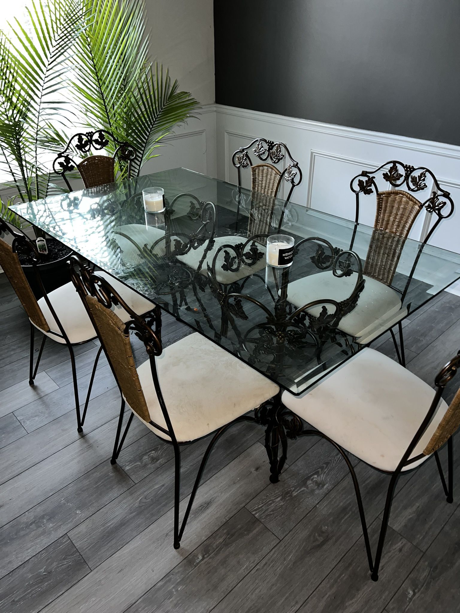 Dining Room Tables For Sale