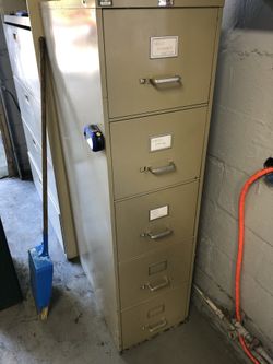 File cabinet commercial