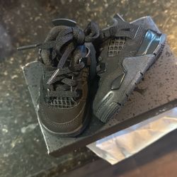 Toddler Jordan 4 Black cat (2025)