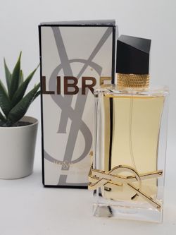 Yves Saint Laurent
 
Libre Eau de Parfum

3 fl ( BOX DAMAGED)⭐️