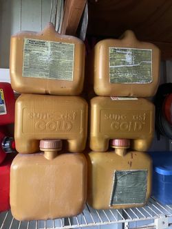 2.5 gallon chlorine jugs