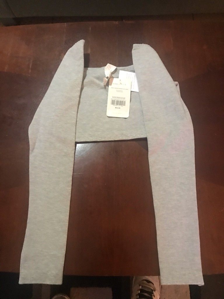 Brand New Fabletics Long Sleeve Cropped Seamless Long Sleeve Size Large