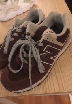 New balance 574s/size 4 kids. P/U only