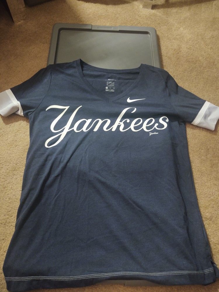 New York Yankees Shirt