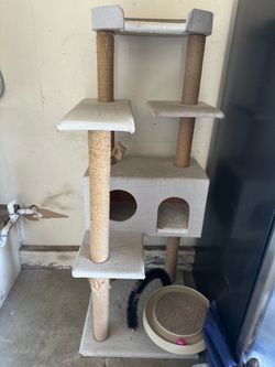 Cat tree