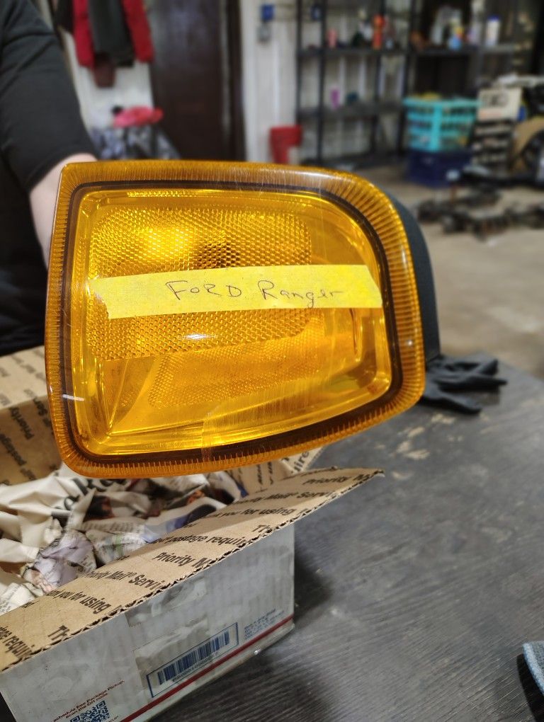 Ford Ranger Marker Light 01 To 05