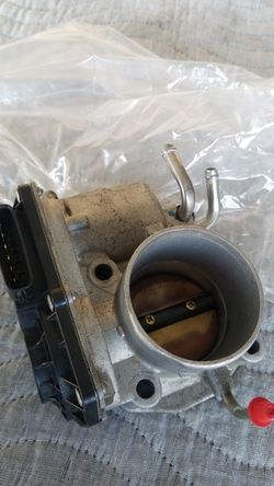 Camry Throttle body