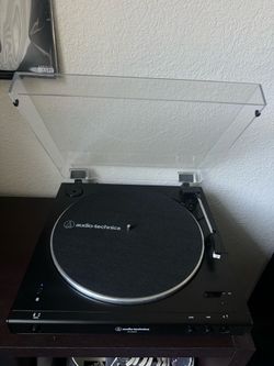 Audio Technica Turn Table AT-LP60XBT