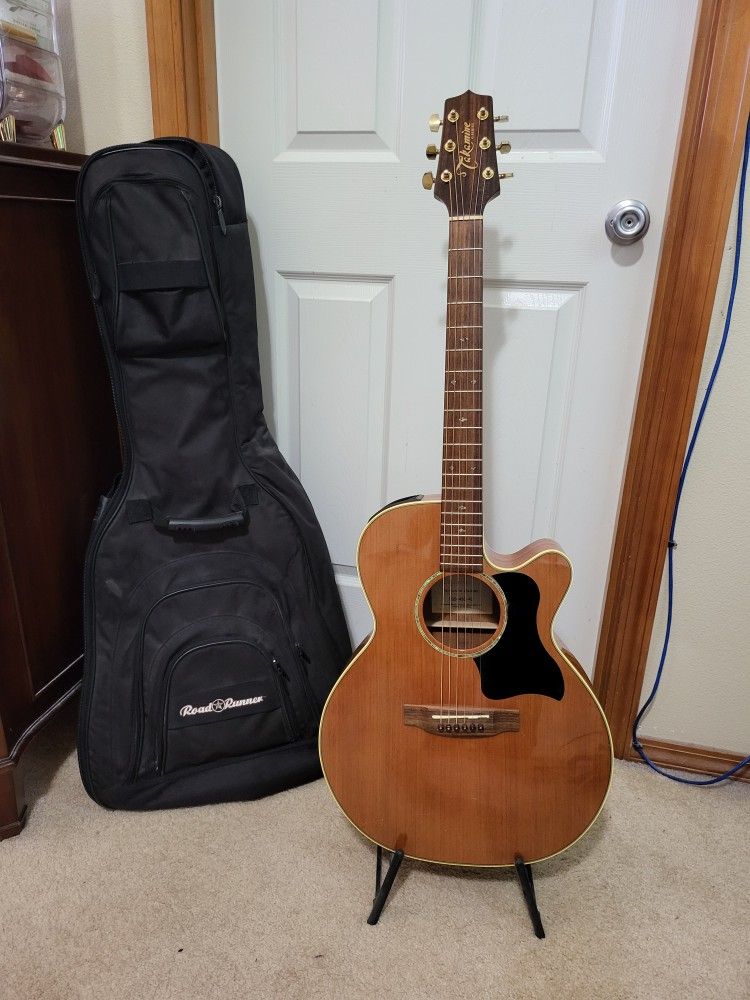 Takamine Natural Acoustic Electric Guitar With Road Runner Carring Case