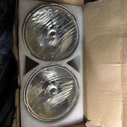 2013 Jeep Wrangler Head Lights 