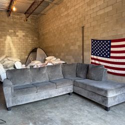 Sectional Sofa With Pullout Sleeper