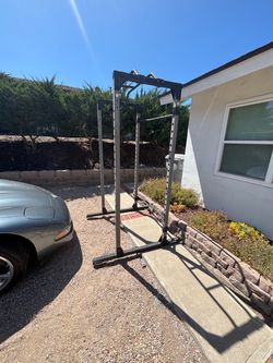 Free squat workout rack